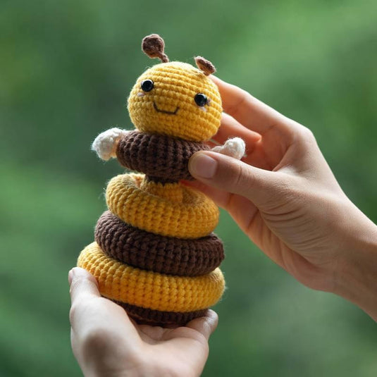 Bumblebee Stacker Crochet Kit