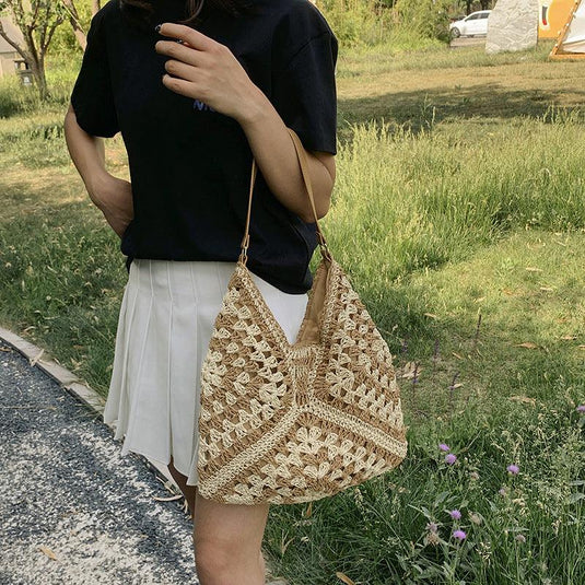 Daisy Woven Shoulder Bag™